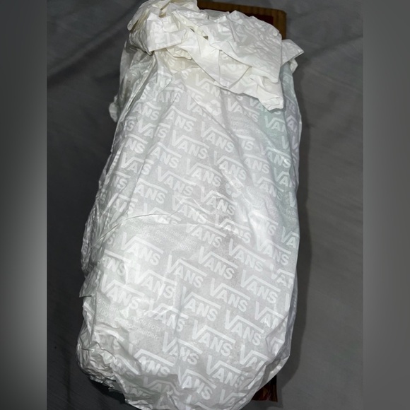 Women’s Air Jordan 12 Retro ((PLUS free shoes come along!)) - Picture 7 of 11